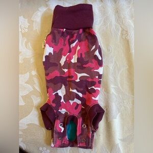 Suitical surgery onesie size 3 xs pink camo